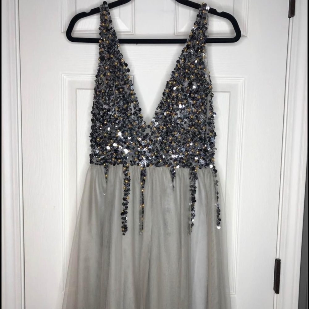 JJs House Tulle dress - Picture 4 of 7